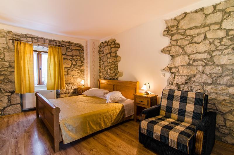 Villa Calussovo Ripenda Kras 外观 照片